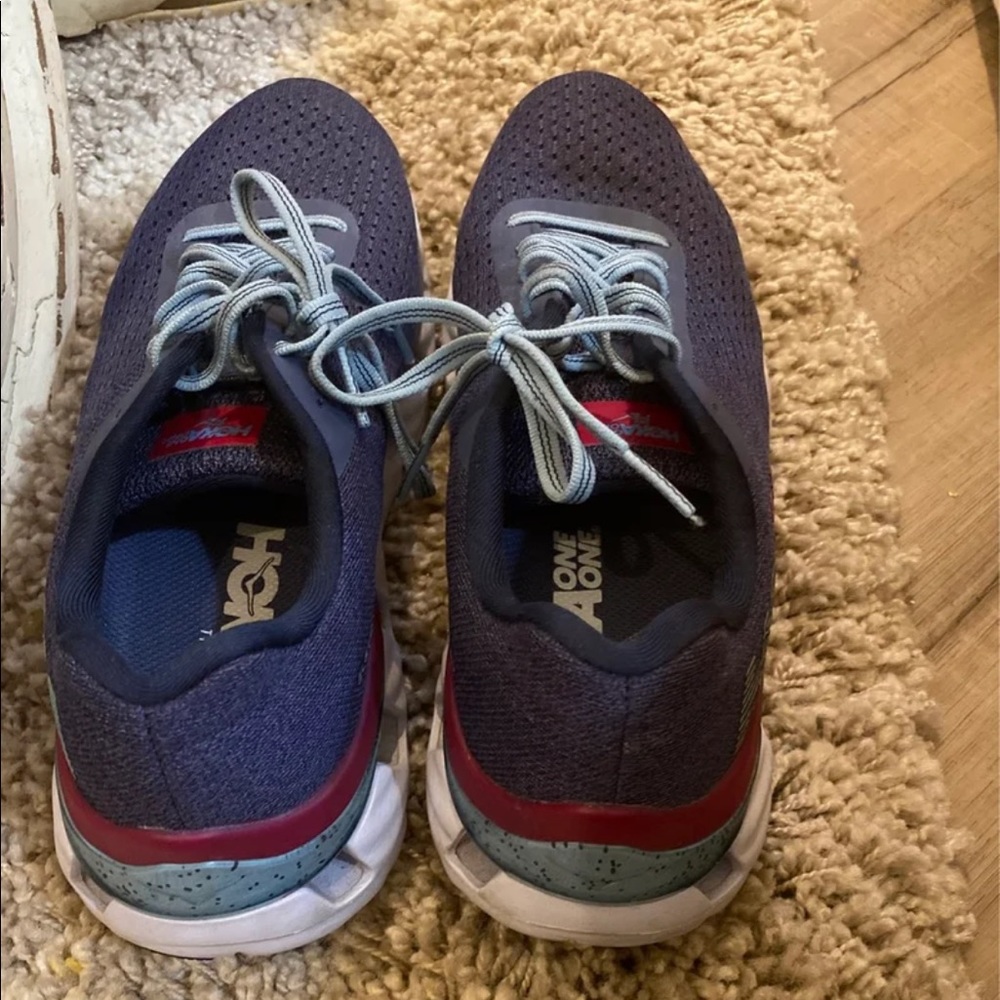 Women’s Hoka shoes